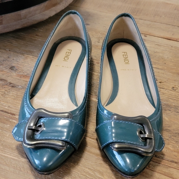 Fendi Flats - Picture 4 of 4